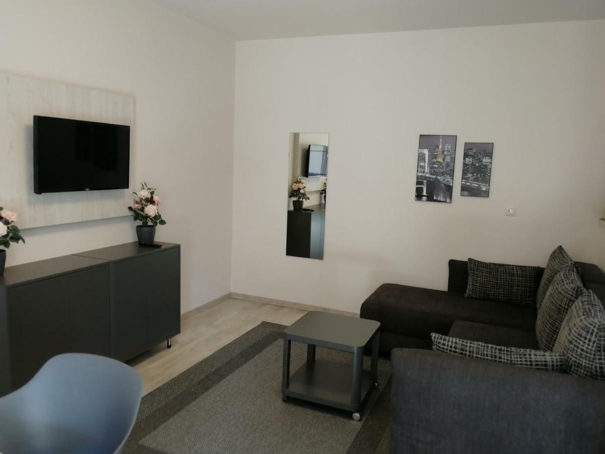 Ovar Apartman Mosonmagyaróvár Exterior foto