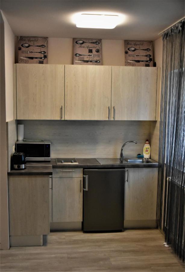 Ovar Apartman Mosonmagyaróvár Exterior foto