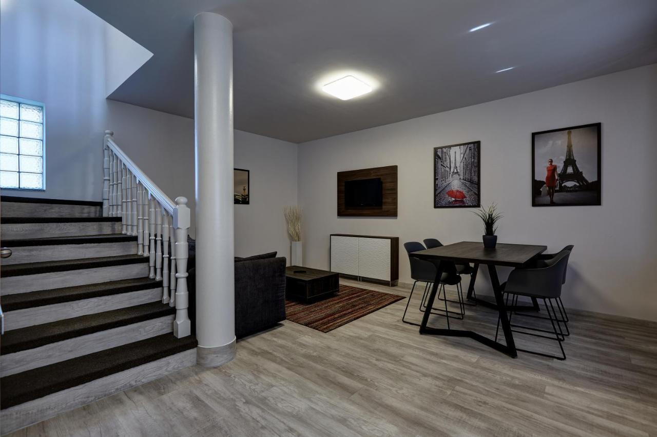 Ovar Apartman Mosonmagyaróvár Exterior foto