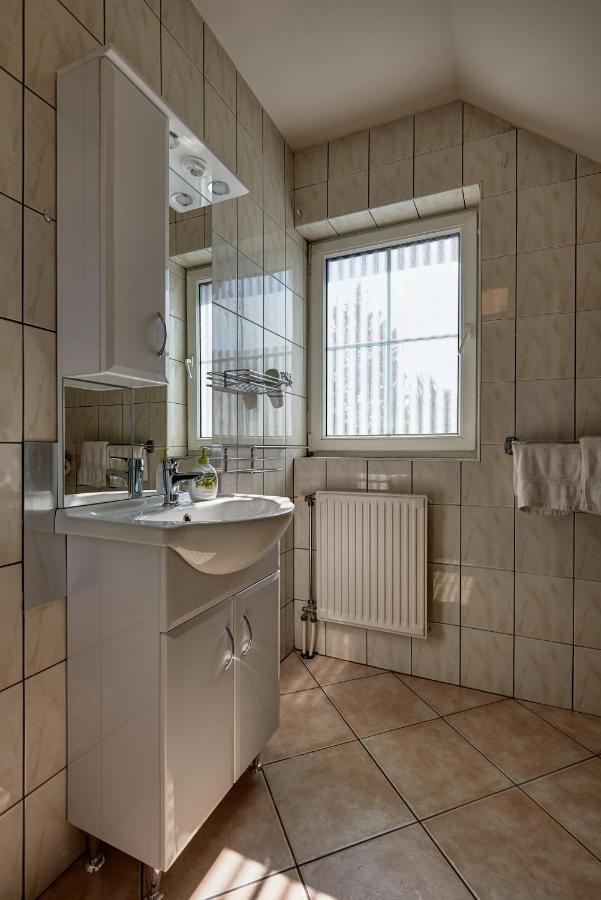 Ovar Apartman Mosonmagyaróvár Exterior foto
